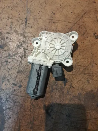 Motor elevalunas Mercedes W203 copiloto