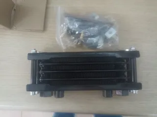 Radiador de aceite para moto