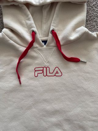 Sudadera Fila Beige con Cordones Rojos
