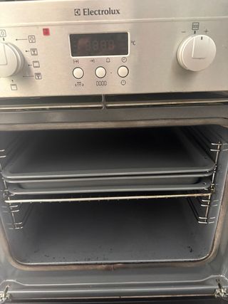 Horno pirolítico Electrolux