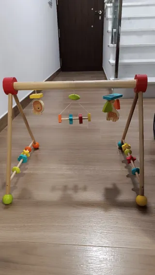 Gimnasio Bebé Madera Arco Juguetes Colgantes