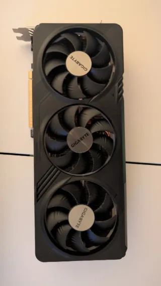 Scheda Grafica Gigabyte RTX 4070 GAMING OC 12GB