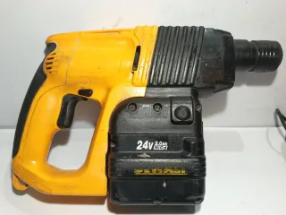 Taladro Dewalt 24V, cargador, 3 batería