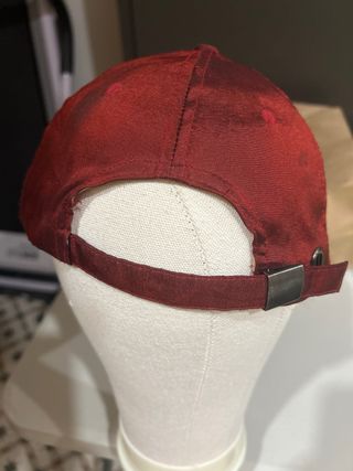 Gorra Emporio Armani Granate/ Rojo metalizado
