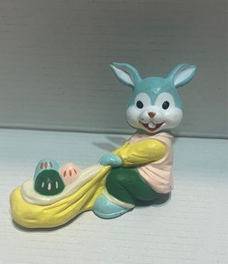 Figura Pascua Conejo con Huevos