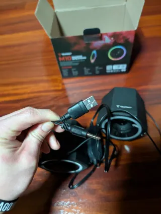 Altavoces Gaming Tempest M10