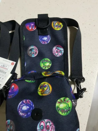 Bolso Pull & Bear Smiley Negro Multicolor