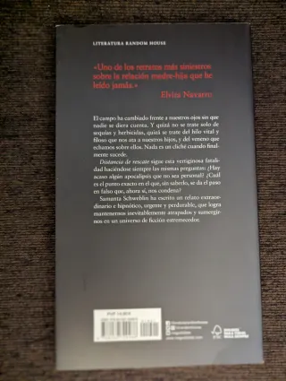 Distancia de rescate / Fever Dream (Spanish Edi...