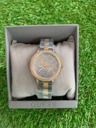 Reloj Guess Nuevo Dorado y Plateado