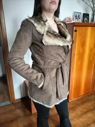 Cappotto Liu Jo con ecopelliccia