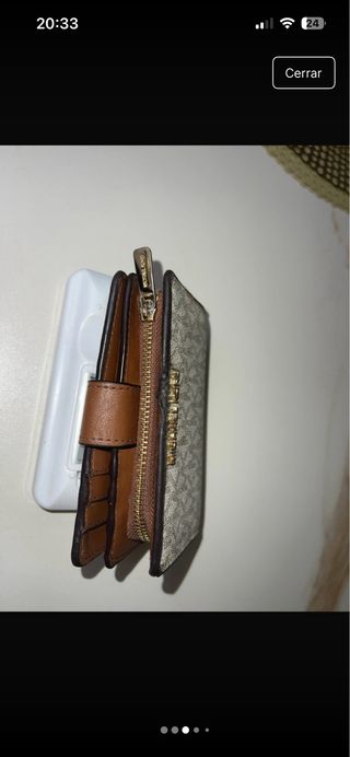 Cartera Michael Kors Beige y Blanca