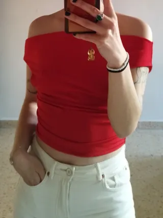 Top Rojo Multiposición Talla Única