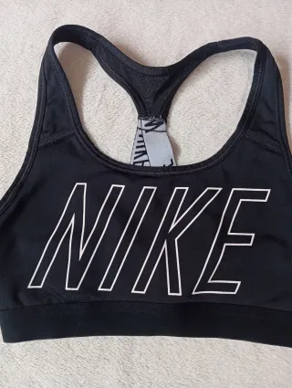 Sujetador deportivo Nike negro
