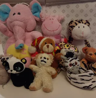 Peluche assortiti di animali