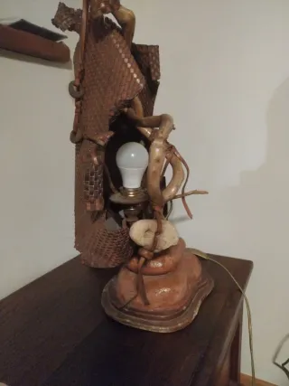 Lampada da tavolo artigianale