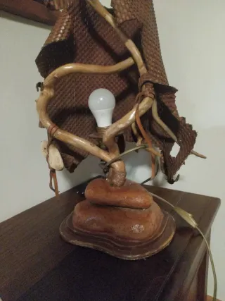 Lampada da tavolo artigianale