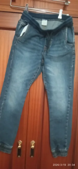 Pantalón vaquero niño Zara 10 años