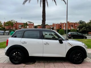 MINI Countryman COOPER D  2012