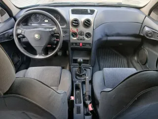 Alfa Romeo 145 2000