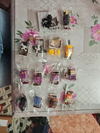 Figuras Minecraft Kinder Joy