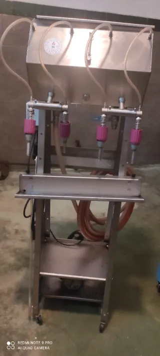 Envasadora de líquidos industrial
