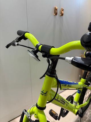 Bicicleta niño fluor Zoom 16