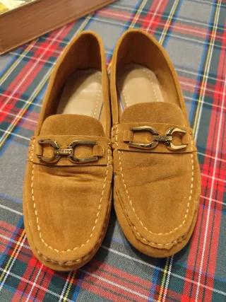 Zapatos mocasines ante mujer