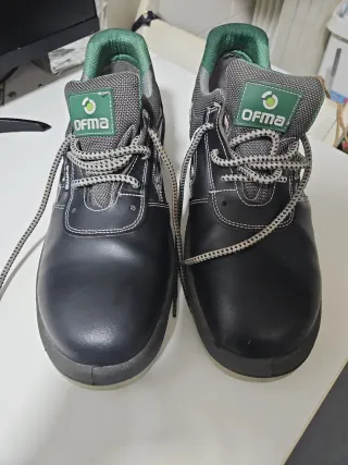 Zapatos de trabajo OFMA negros y verdes