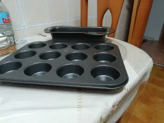 I due stampi da 5€ per muffin e torte