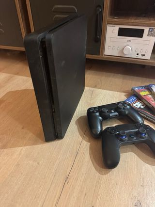 Console PS4 Slim 500GB Nero