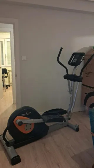 Bicicleta Elíptica Pro-Form Plegable.