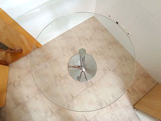 Mesa redonda cristal 1m diámetro