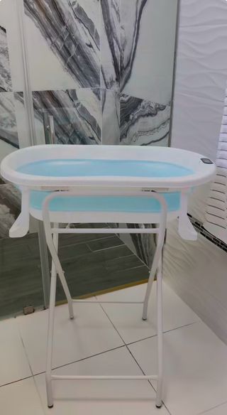 Bañera para bebé con soporte