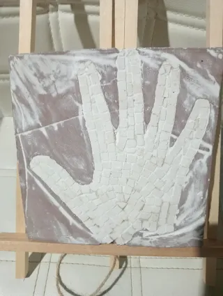 Mosaico Mano Cueva Altamira