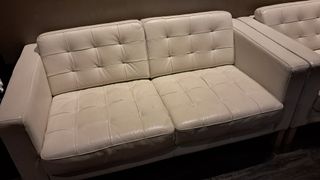 Sofá IKEA 2 plazas piel blanco