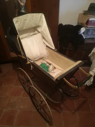 Carro de bebé clásico