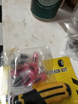 Kit Reparación Neumáticos Coche Moto