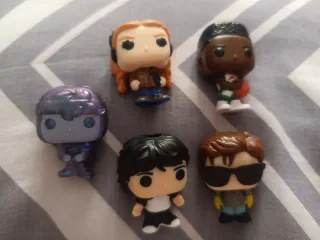 Figuras Stranger Things Kinder