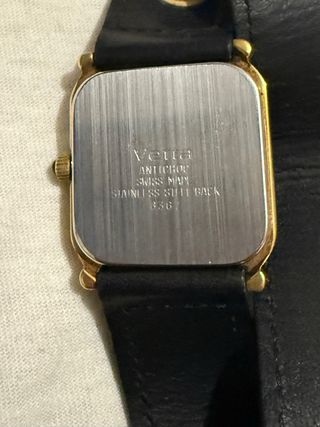 Reloj Vetta Dorado Correa Negra