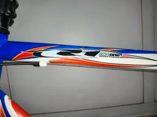 Bicicleta de carreras deportiva