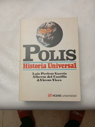 Libro de historia Polis