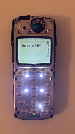 Pantalla original Nokia 8310 en buen estado
