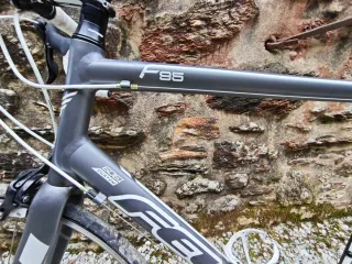 Bicicleta Felt F95 61cm