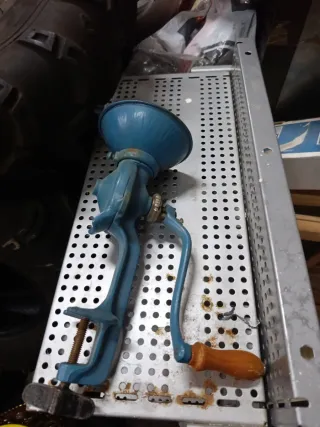 Picadora de café manual azul