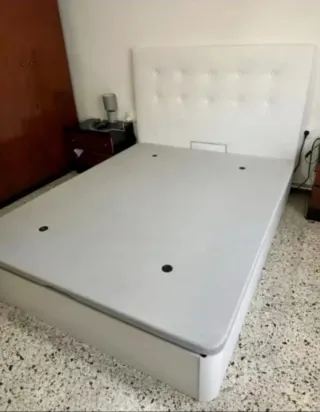 Canapés y colchones nuevos