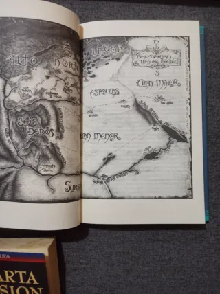 MÁSCARAS DE MATAR (PREMIO MINOTAURO 2004