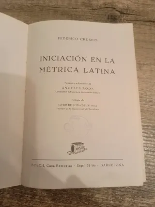 INICIACIÓN EN LA MÉTRICA LATINA