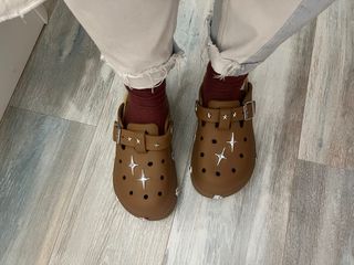 Zuecos estilo “Crocs”