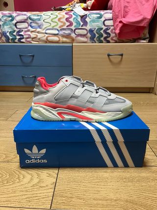 Adidas Niteball Gris y Rosa