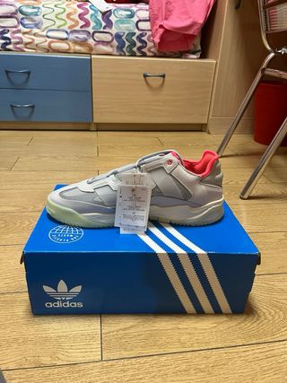 Adidas Niteball Gris y Rosa